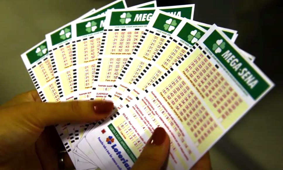 Bolão de Balneário Gaivota leva prêmio de 25 milhões na Mega-Sena
