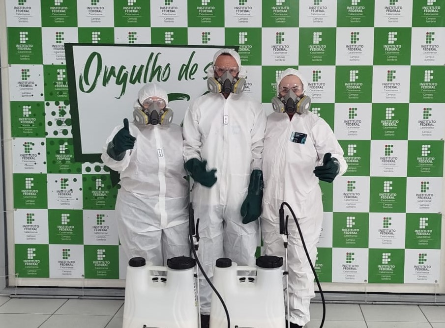 Prefeitura de Sombrio intensifica ações de combate à dengue com aplicação de inseticida em escolas e prédios públicos