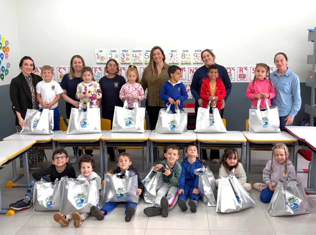 Novos uniformes levam mais conforto e igualdade aos alunos de Morro Grande
